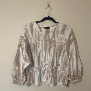 Banana Republic Beige & White Tie Dye Balloon Sleeve Sweatshirt